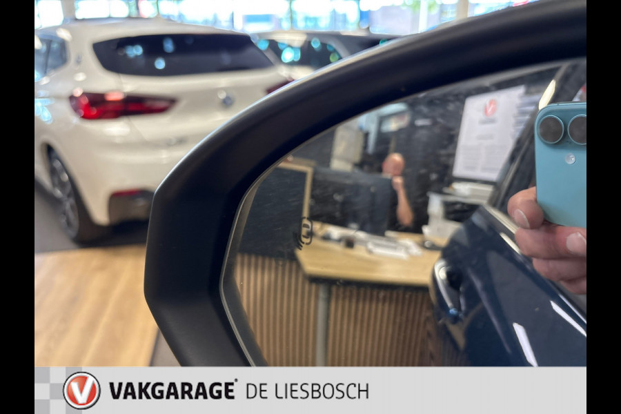 Lynk & Co 01 1.5 modeljaar 2023 prijs rijklaar ! Infinity / 360camera / Panorama-dak / apple carplay