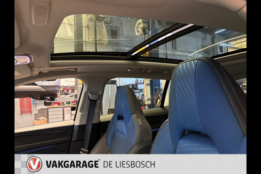 Lynk & Co 01 1.5 modeljaar 2023 prijs rijklaar ! Infinity / 360camera / Panorama-dak / apple carplay