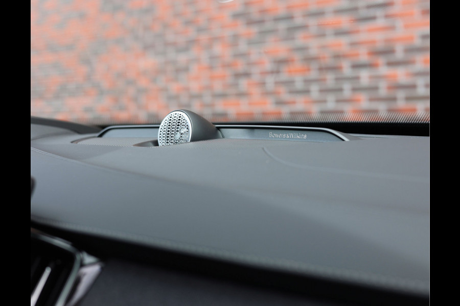 Volvo XC90 T8 Plug-in hybrid AWD Ultra Dark | Platinum Grey - Facelift - Direct leverbaar - Vol!