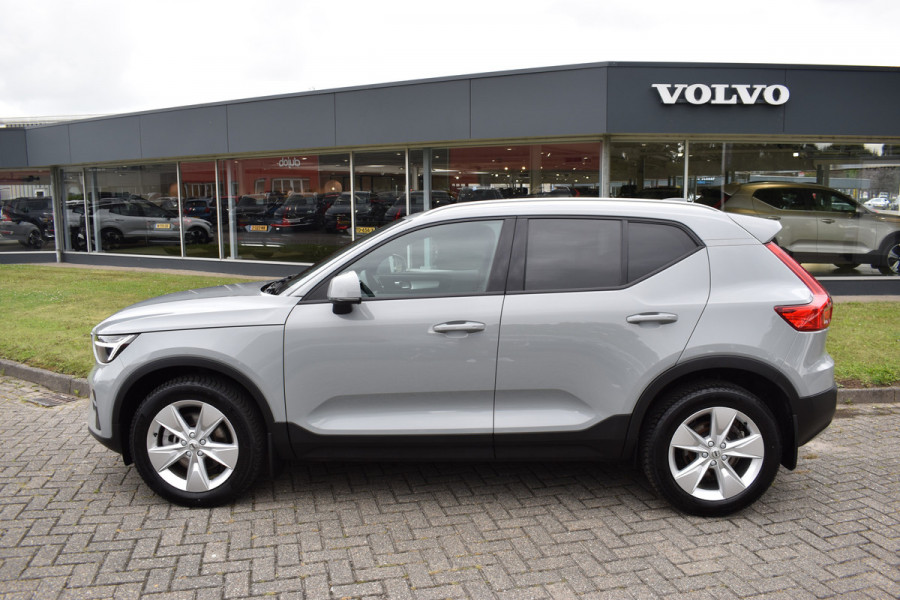 Volvo XC40 B4 211PK Automaat Core Bright Trekhaak | ACC | Blis | Camera | Stoelverwarming