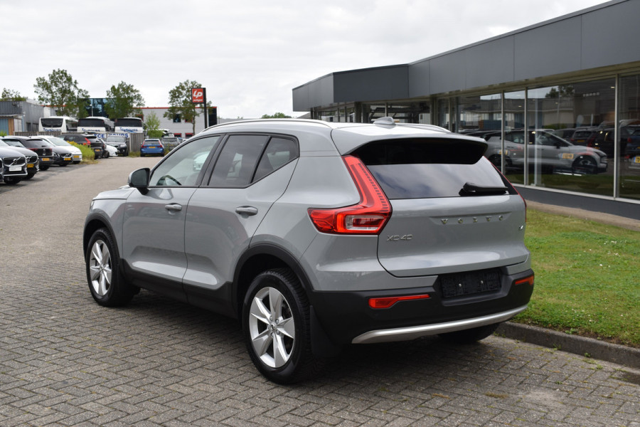 Volvo XC40 B4 211PK Automaat Core Bright Trekhaak | ACC | Blis | Camera | Stoelverwarming