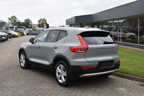 Volvo XC40 B4 211PK Automaat Core Bright Trekhaak | ACC | Blis | Camera | Stoelverwarming