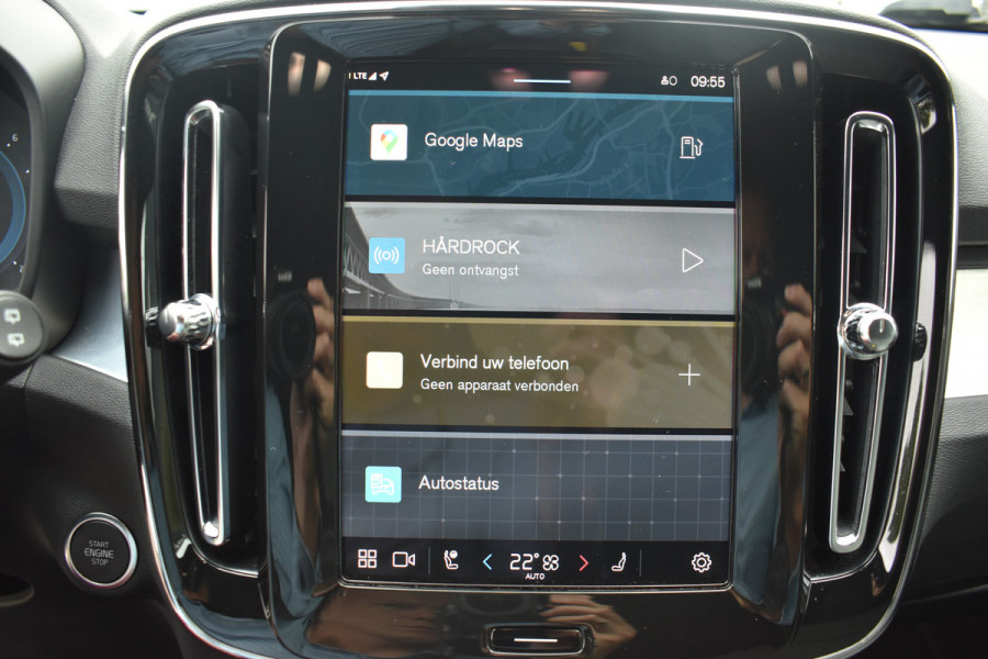 Volvo XC40 B4 211PK Automaat Core Bright Trekhaak | ACC | Blis | Camera | Stoelverwarming