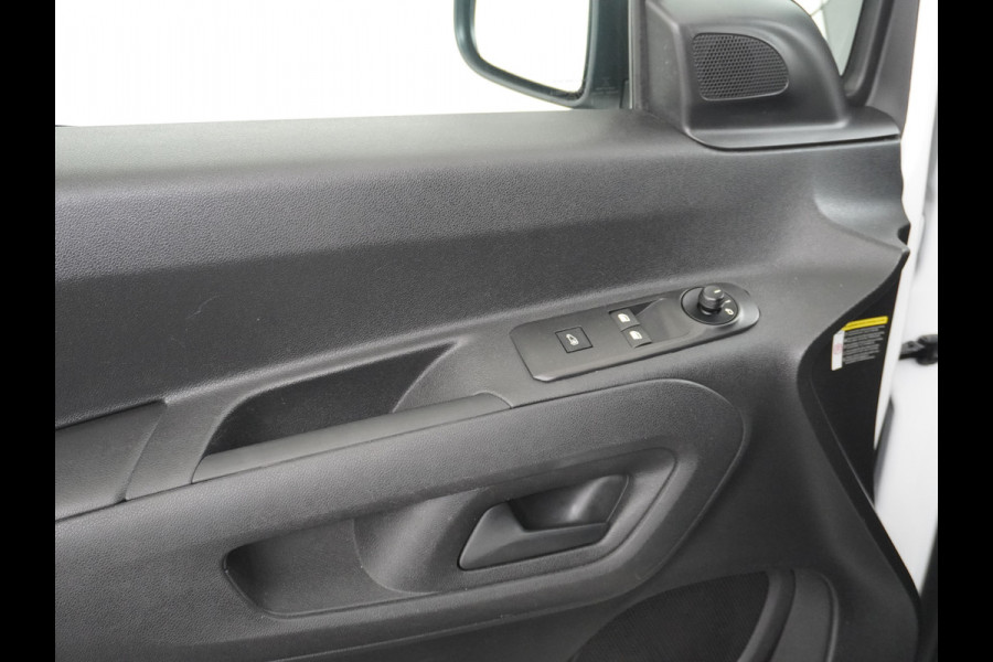 Peugeot Partner 1.5 BlueHDI Premium Euro 6 Navi PDC Apple Carplay Android Mirror-Link Airco Cruise Control Bluetooth Led PDC Connected services Betonplex Lat om Lat betimmering Schuifdeur Wifi 1e Eigenaar Euro 6