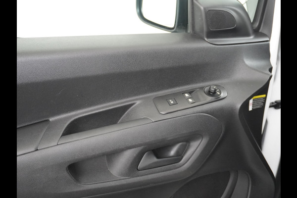 Peugeot Partner 1.5 BlueHDI Premium Euro 6 Navi PDC Apple Carplay Android Mirror-Link Airco Cruise Control Bluetooth Led PDC Connected services Betonplex Lat om Lat betimmering Schuifdeur Wifi 1e Eigenaar Euro 6