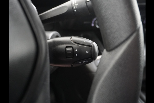 Peugeot Partner 1.5 BlueHDI Premium Euro 6 Navi PDC Apple Carplay Android Mirror-Link Airco Cruise Control Bluetooth Led PDC Connected services Betonplex Lat om Lat betimmering Schuifdeur Wifi 1e Eigenaar Euro 6