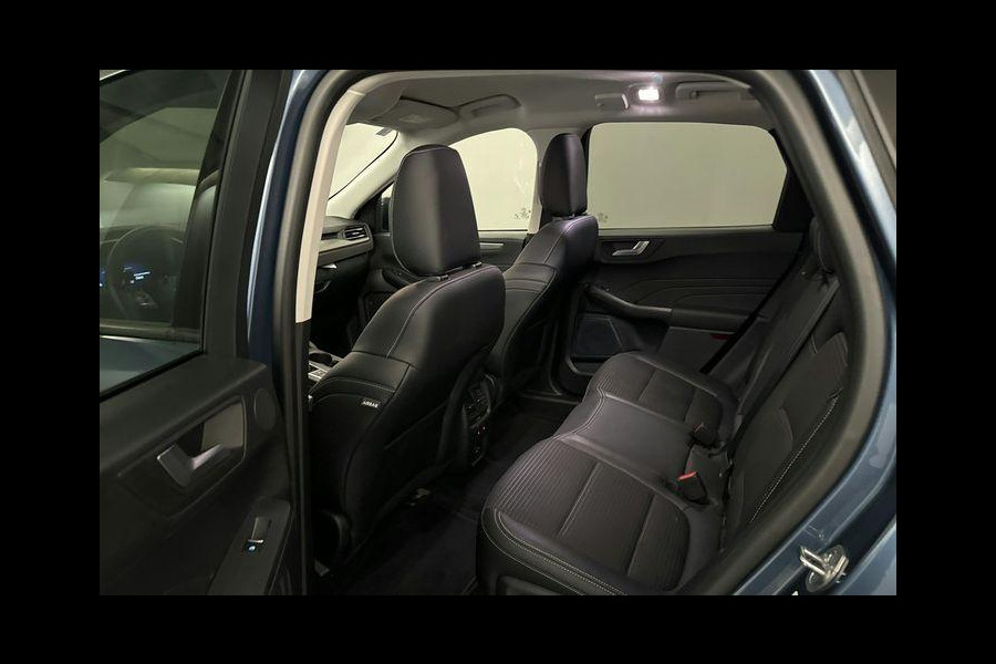 Ford Kuga 2.5 PHEV Titanium X 225pk | Winterpack | Wegklapbare Trekhaak | Elek. Achterklep | 1.500kg Trekgewicht | Half leder | B&O Play