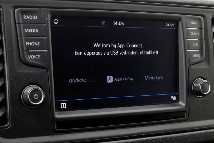 Volkswagen Crafter 35 2.0 TDI 140pk E6 L3H2 (L2H1) Trendline Airco/Navi/Imperiaal 12-2018