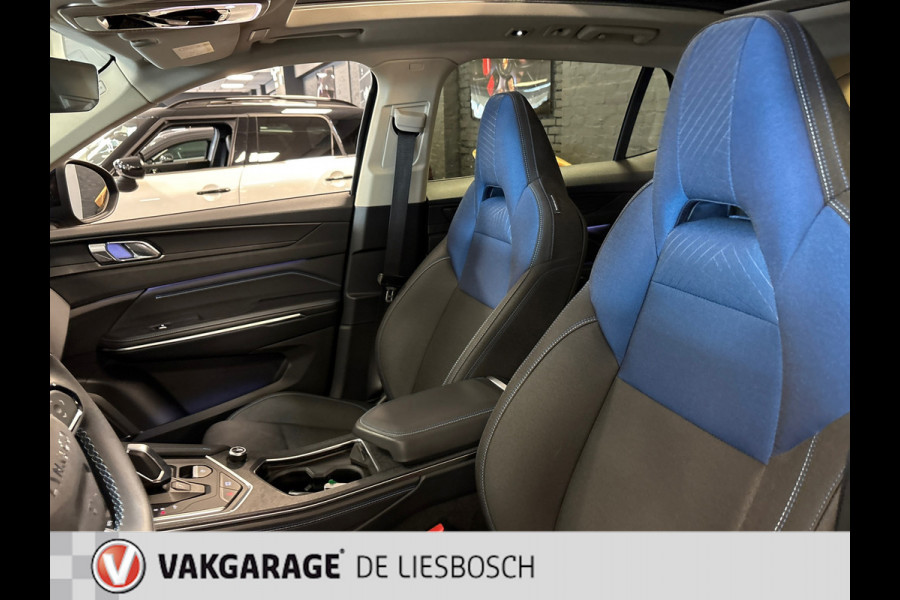 Lynk & Co 01 1.5 modeljaar 2023 prijs rijklaar ! Infinity / 360camera / Panorama-dak / apple carplay