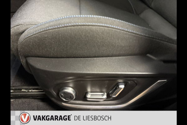 Lynk & Co 01 1.5 modeljaar 2023 prijs rijklaar ! Infinity / 360camera / Panorama-dak / apple carplay