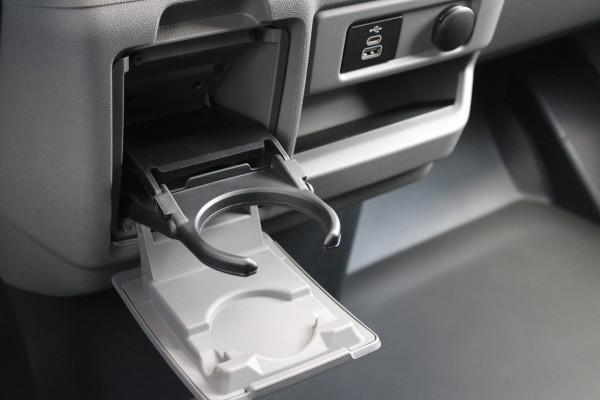 Ford Transit Custom 320 2.0 TDCI L2H1 Trend 170pk - Achterklep - Carplay - Android - LED koplampen - Stoelverwarming - 70l tank - Rijklaar