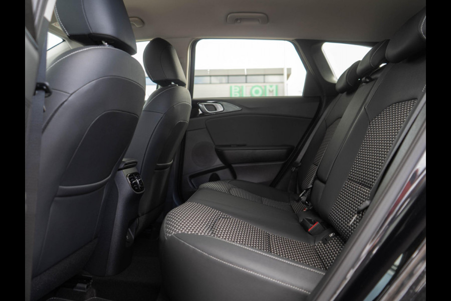 Kia Ceed Sportswagon 1.0 T-GDi DynamicPlusLine | Op Voorraad | Snel rijden | Stoel en stuurverwarming | Navigatie |