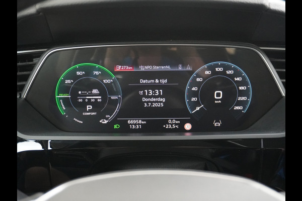 Audi e-tron 55 Quattro 408pk 95kWh Luchtvering Adaptive-Cruise Apple Carplay Android Trekhaak Elektr.Stoel+Leder+Verwarmd+Geheugen Lmv 21" C Keyless Audi sound system Lane-Assist Audi-smartphone-interface Rijstrooksensor Wifi Fase 3 Laden Origineel Nederlandse auto Nieuwprijs €90.527,-
