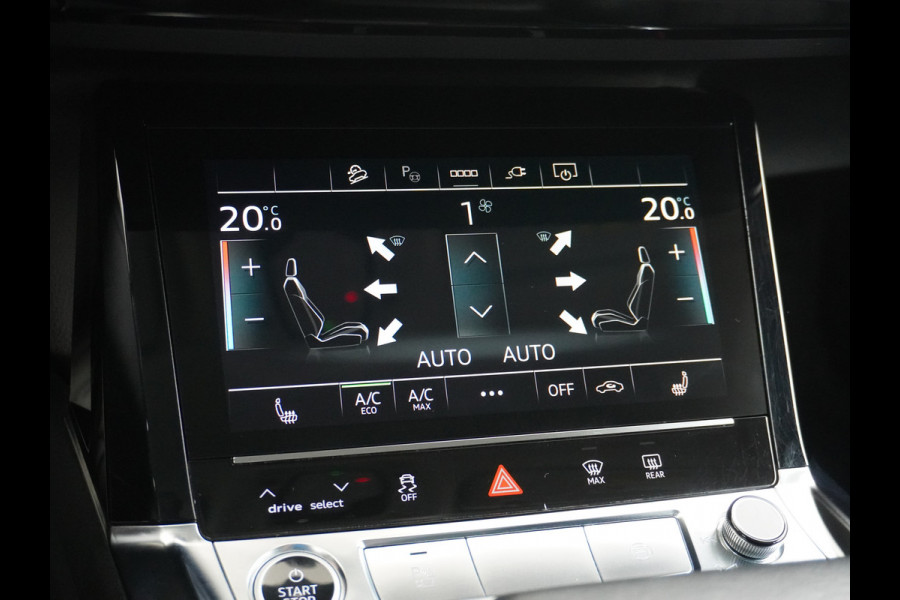 Audi e-tron 55 Quattro 408pk 95kWh Luchtvering Adaptive-Cruise Apple Carplay Android Trekhaak Elektr.Stoel+Leder+Verwarmd+Geheugen Lmv 21" C Keyless Audi sound system Lane-Assist Audi-smartphone-interface Rijstrooksensor Wifi Fase 3 Laden Origineel Nederlandse auto Nieuwprijs €90.527,-