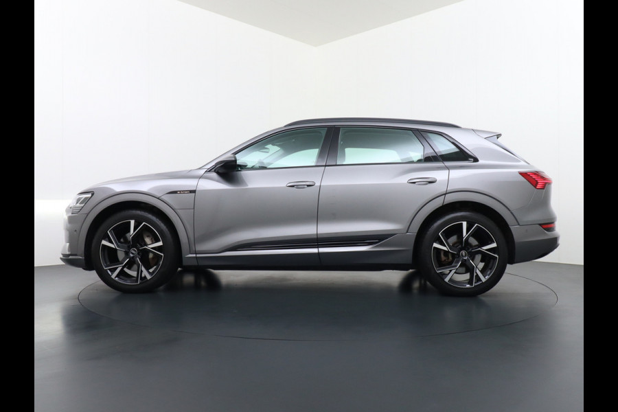 Audi e-tron 55 Quattro 408pk 95kWh Luchtvering Adaptive-Cruise Apple Carplay Android Trekhaak Elektr.Stoel+Leder+Verwarmd+Geheugen Lmv 21" C Keyless Audi sound system Lane-Assist Audi-smartphone-interface Rijstrooksensor Wifi Fase 3 Laden Origineel Nederlandse auto Nieuwprijs €90.527,-