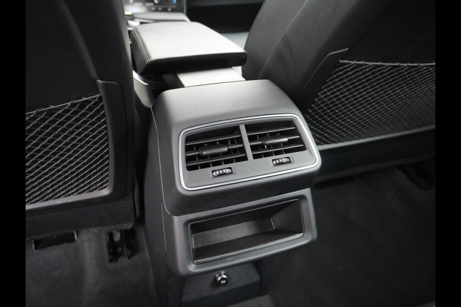 Audi e-tron 55 Quattro 408pk 95kWh Luchtvering Adaptive-Cruise Apple Carplay Android Trekhaak Elektr.Stoel+Leder+Verwarmd+Geheugen Lmv 21" C Keyless Audi sound system Lane-Assist Audi-smartphone-interface Rijstrooksensor Wifi Fase 3 Laden Origineel Nederlandse auto Nieuwprijs €90.527,-