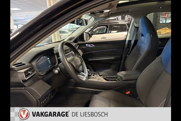 Lynk & Co 01 1.5 modeljaar 2023 prijs rijklaar ! Infinity / 360camera / Panorama-dak / apple carplay