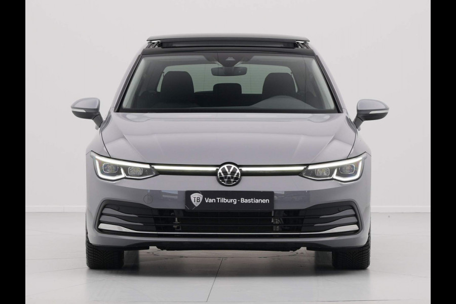 Volkswagen Golf 1.4 eHybrid 204pk Style Panorama Navigatie Camera Massage Demo RV