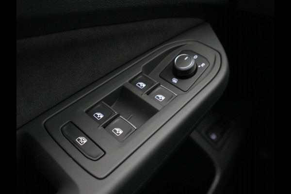 Volkswagen Golf 1.4 eHybrid 204pk Style Panorama Navigatie Camera Massage Demo RV