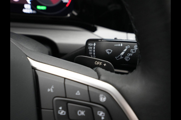 Volkswagen Golf 1.4 eHybrid 204pk Style Panorama Navigatie Camera Massage Demo RV