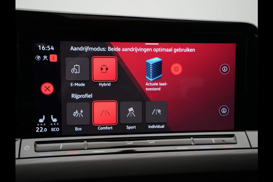 Volkswagen Golf 1.4 eHybrid 204pk Style Panorama Navigatie Camera Massage Demo RV