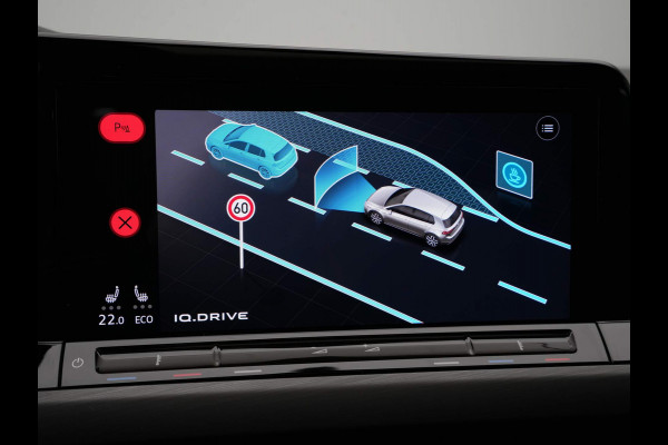 Volkswagen Golf 1.4 eHybrid 204pk Style Panorama Navigatie Camera Massage Demo RV