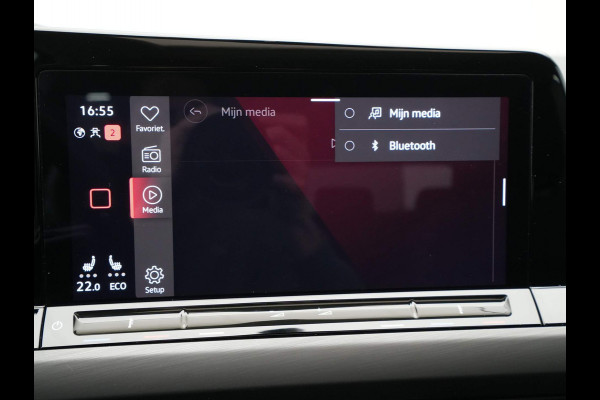 Volkswagen Golf 1.4 eHybrid 204pk Style Panorama Navigatie Camera Massage Demo RV