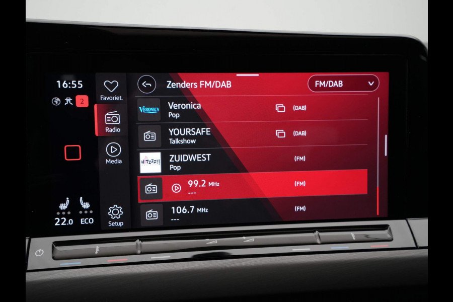 Volkswagen Golf 1.4 eHybrid 204pk Style Panorama Navigatie Camera Massage Demo RV