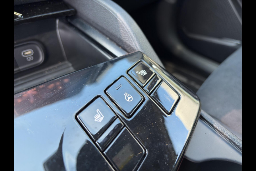 Kia Sportage 1.6 T-GDi Hybrid GT-Line Automaat | Camera | Cruise | Apple Carplay & Android Auto | Stoel & Stuurverwarming | Pano | Elektrische Stoelen | Sensoren |