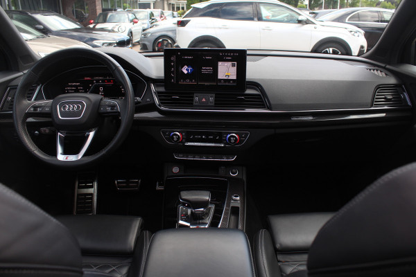 Audi SQ5 SPORTBACK 3.0 TDI quattro / Trekhaak / Panoramdak / 360Camera / Head-up / Keyless / 21'' / RS Seats / Luchtvering / B&O / Carbon intr. / Dodehoek / Stoelverwarming / DAB / ACC