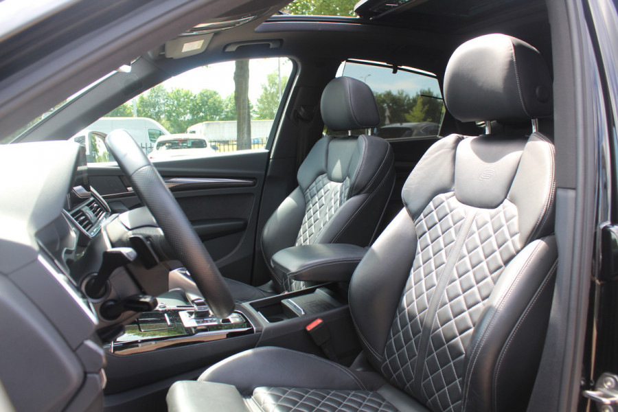 Audi SQ5 SPORTBACK 3.0 TDI quattro / Trekhaak / Panoramdak / 360Camera / Head-up / Keyless / 21'' / RS Seats / Luchtvering / B&O / Carbon intr. / Dodehoek / Stoelverwarming / DAB / ACC
