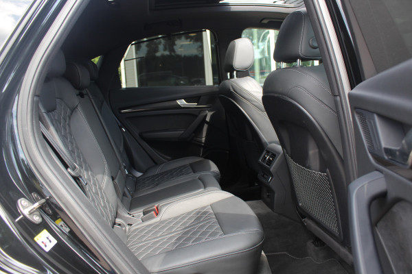 Audi SQ5 SPORTBACK 3.0 TDI quattro / Trekhaak / Panoramdak / 360Camera / Head-up / Keyless / 21'' / RS Seats / Luchtvering / B&O / Carbon intr. / Dodehoek / Stoelverwarming / DAB / ACC