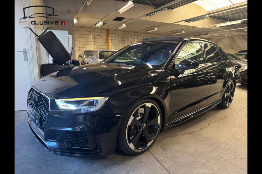Audi RS3 Sportback 2.5 TFSI Quattro Pano/Carbon/RSZetels/Facelift/Keyless