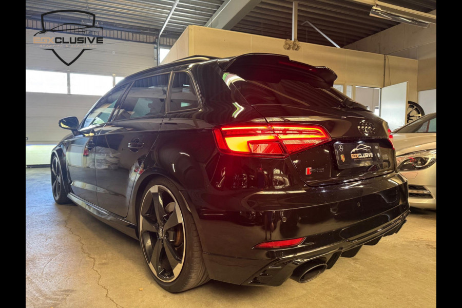 Audi RS3 Sportback 2.5 TFSI Quattro Pano/Carbon/RSZetels/Facelift/Keyless