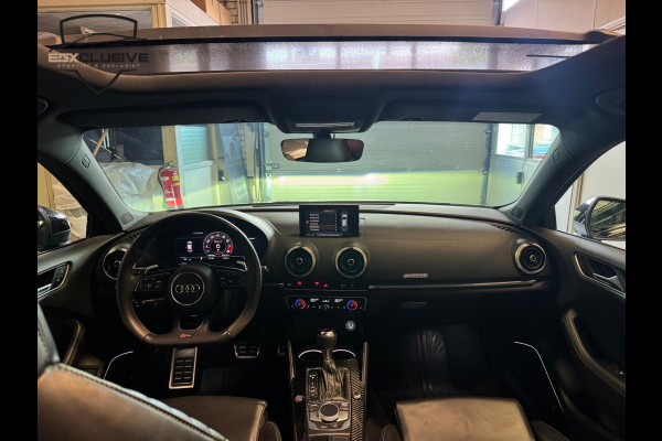 Audi RS3 Sportback 2.5 TFSI Quattro Pano/Carbon/RSZetels/Facelift/Keyless
