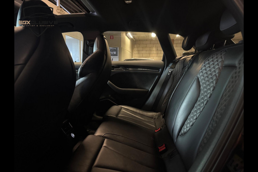 Audi RS3 Sportback 2.5 TFSI Quattro Pano/Carbon/RSZetels/Facelift/Keyless