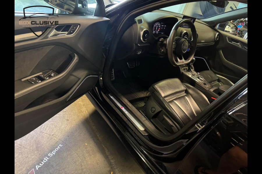 Audi RS3 Sportback 2.5 TFSI Quattro Pano/Carbon/RSZetels/Facelift/Keyless