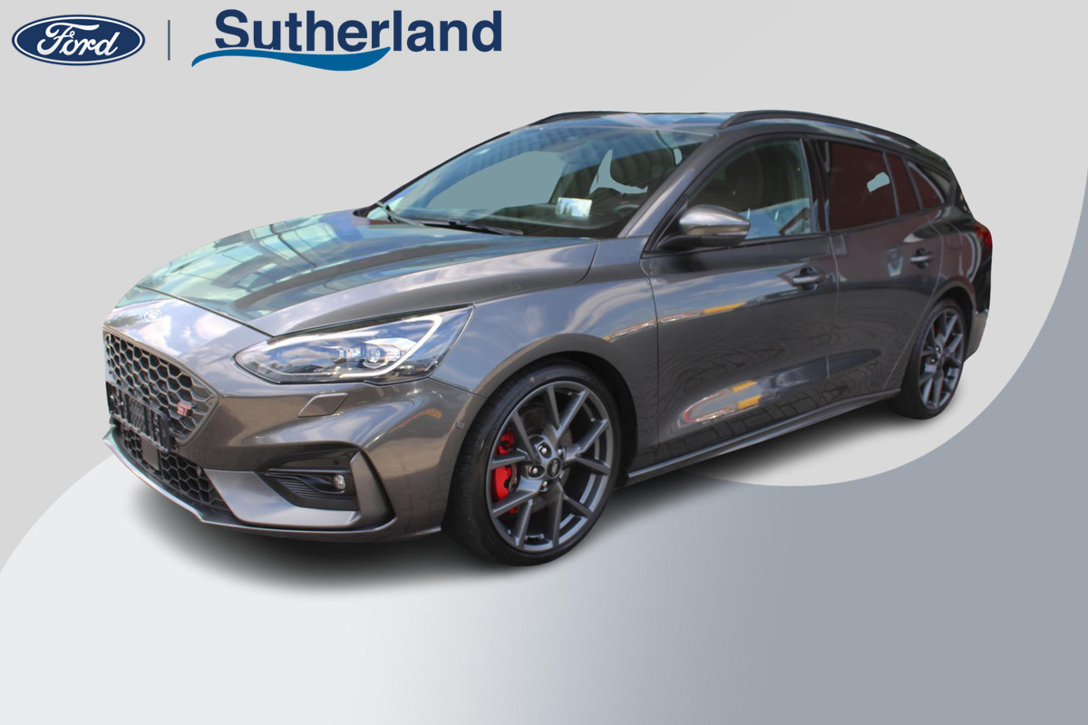 Ford FOCUS Wagon 2.0 EcoBlue ST 190pk diesel | Wegklapbare trekhaak | Adaptive cruise control | Winter Pack | Adaptive LED | Head up Display | Bang&Olufsen | 1.800 kg trekgewicht Ford FOCUS Wagon 2.0 EcoBlue ST 190pk diesel | Wegklapbare trekhaak | Adaptive cruise control | Winter Pack | Adaptive LED | Head up Display | Bang&Olufsen | 1.800 kg trekgewicht