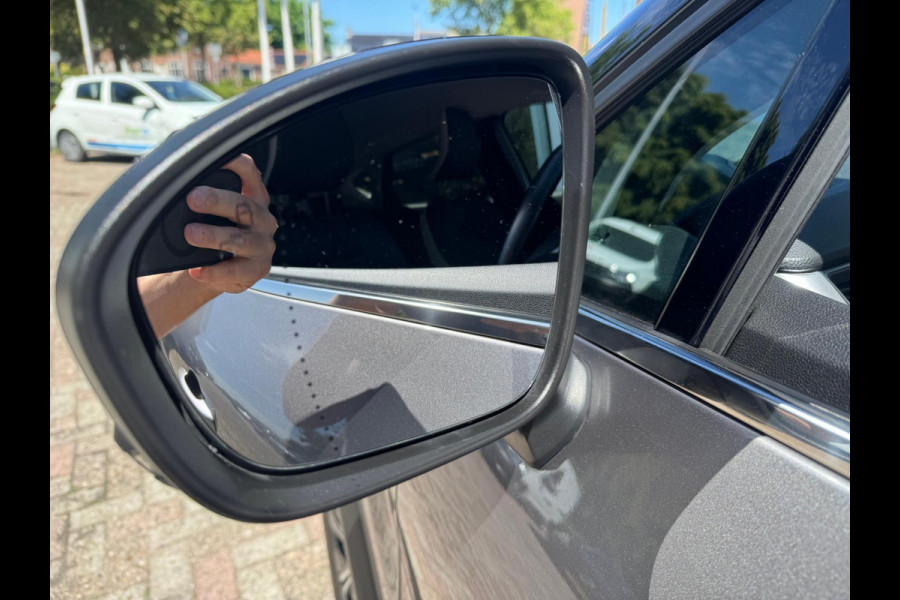 Renault Captur TCe 90 Techno Groot navi / Virtual cockpit / Achteruitrij camera / P-sensoren /