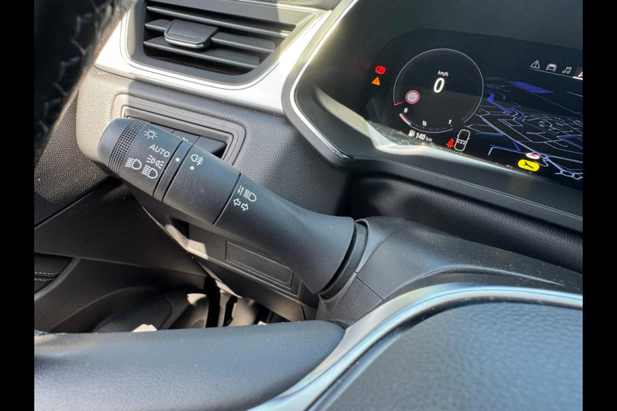 Renault Captur TCe 90 Techno Groot navi / Virtual cockpit / Achteruitrij camera / P-sensoren /