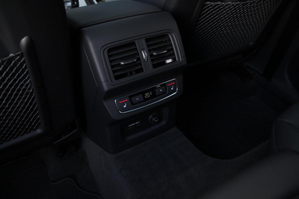 Audi Q5 55 TFSI e S-line | Pano | B&O | Trekhaak | Head-Up | Memory