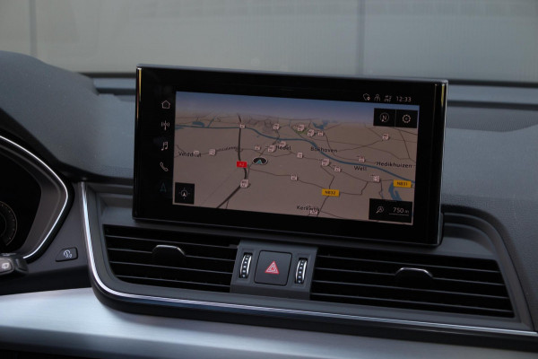 Audi Q5 55 TFSI e S-line | Pano | B&O | Trekhaak | Head-Up | Memory