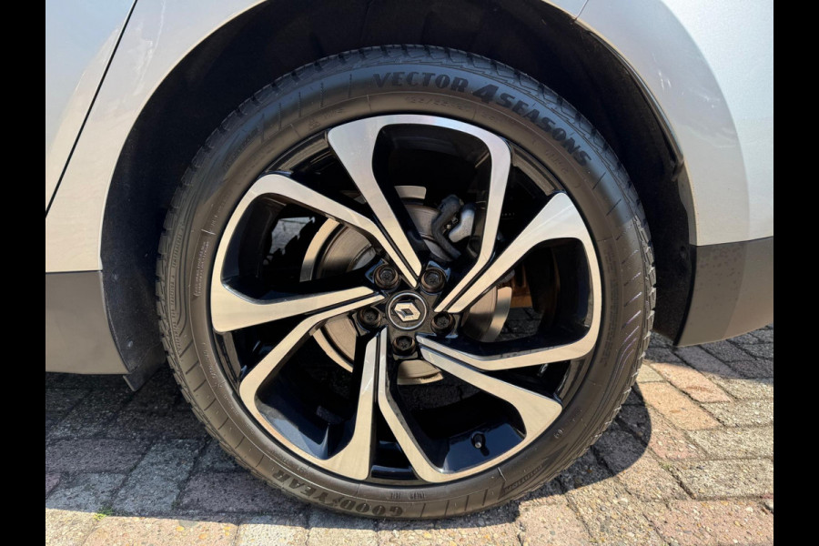 Renault Grand Scénic TCe 160 EDC Bose Pano / Head up / Groot navi / Camera / P-sensoren / Adapt cruise contr