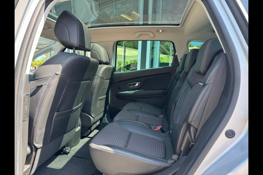 Renault Grand Scénic TCe 160 EDC Bose Pano / Head up / Groot navi / Camera / P-sensoren / Adapt cruise contr