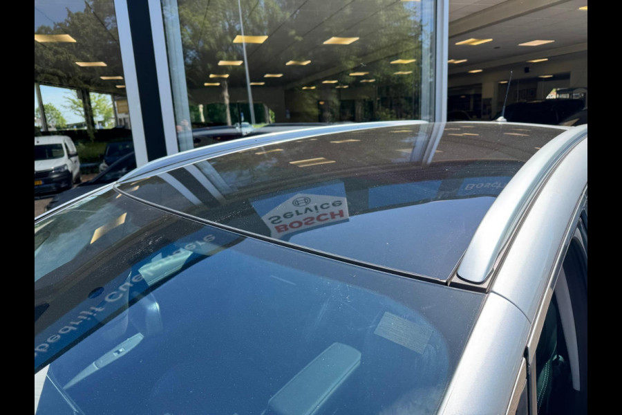 Renault Grand Scénic TCe 160 EDC Bose Pano / Head up / Groot navi / Camera / P-sensoren / Adapt cruise contr