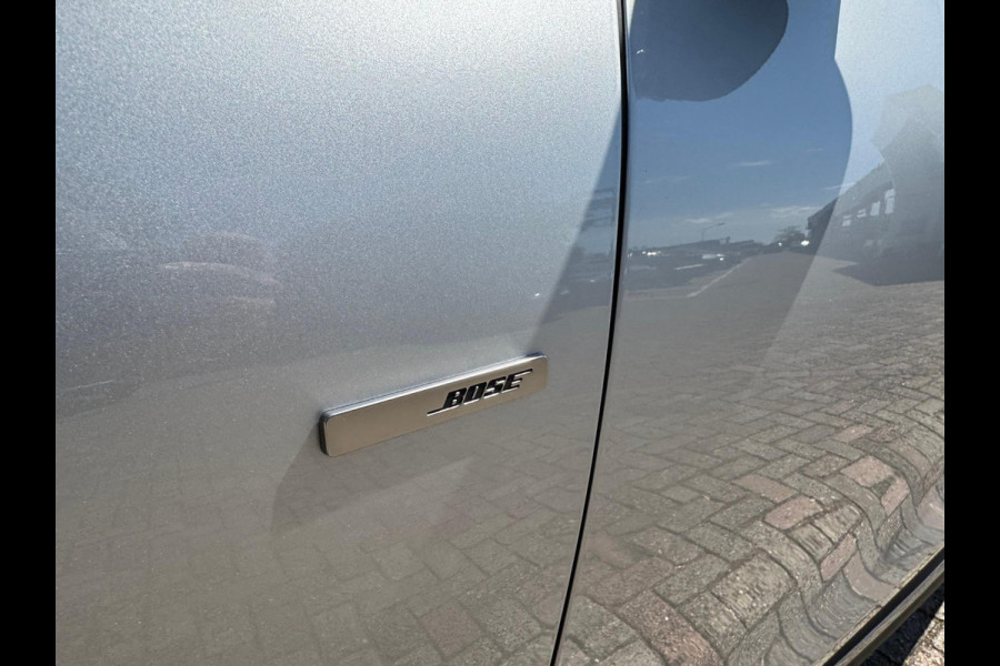Renault Grand Scénic TCe 160 EDC Bose Pano / Head up / Groot navi / Camera / P-sensoren / Adapt cruise contr