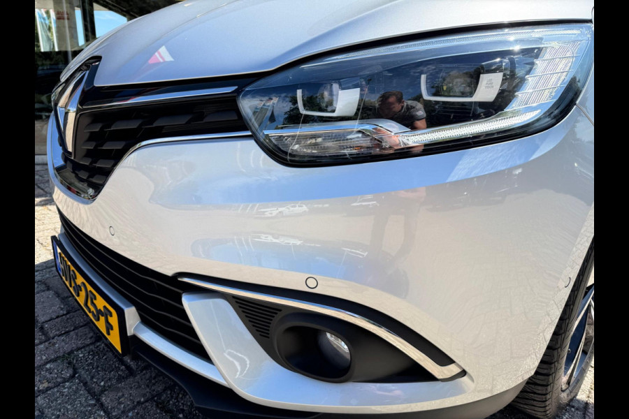 Renault Grand Scénic TCe 160 EDC Bose Pano / Head up / Groot navi / Camera / P-sensoren / Adapt cruise contr