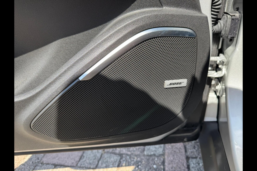 Renault Grand Scénic TCe 160 EDC Bose Pano / Head up / Groot navi / Camera / P-sensoren / Adapt cruise contr