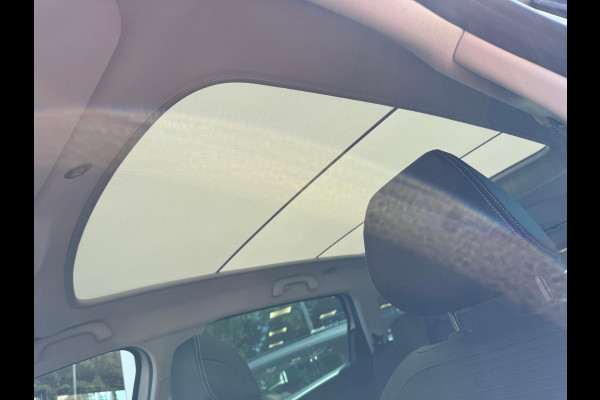 Renault Grand Scénic TCe 160 EDC Bose Pano / Head up / Groot navi / Camera / P-sensoren / Adapt cruise contr