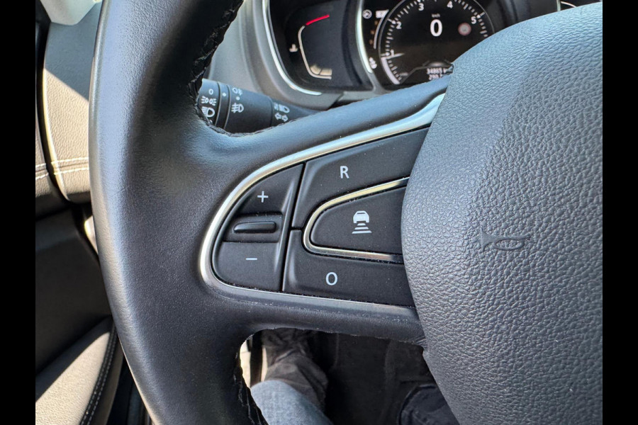 Renault Grand Scénic TCe 160 EDC Bose Pano / Head up / Groot navi / Camera / P-sensoren / Adapt cruise contr